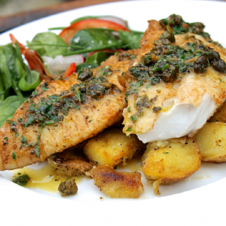Herbs Crusted Baked Sole Fish Fillet w/ Potatoes & Seasonal Vegetable (2 lbs)